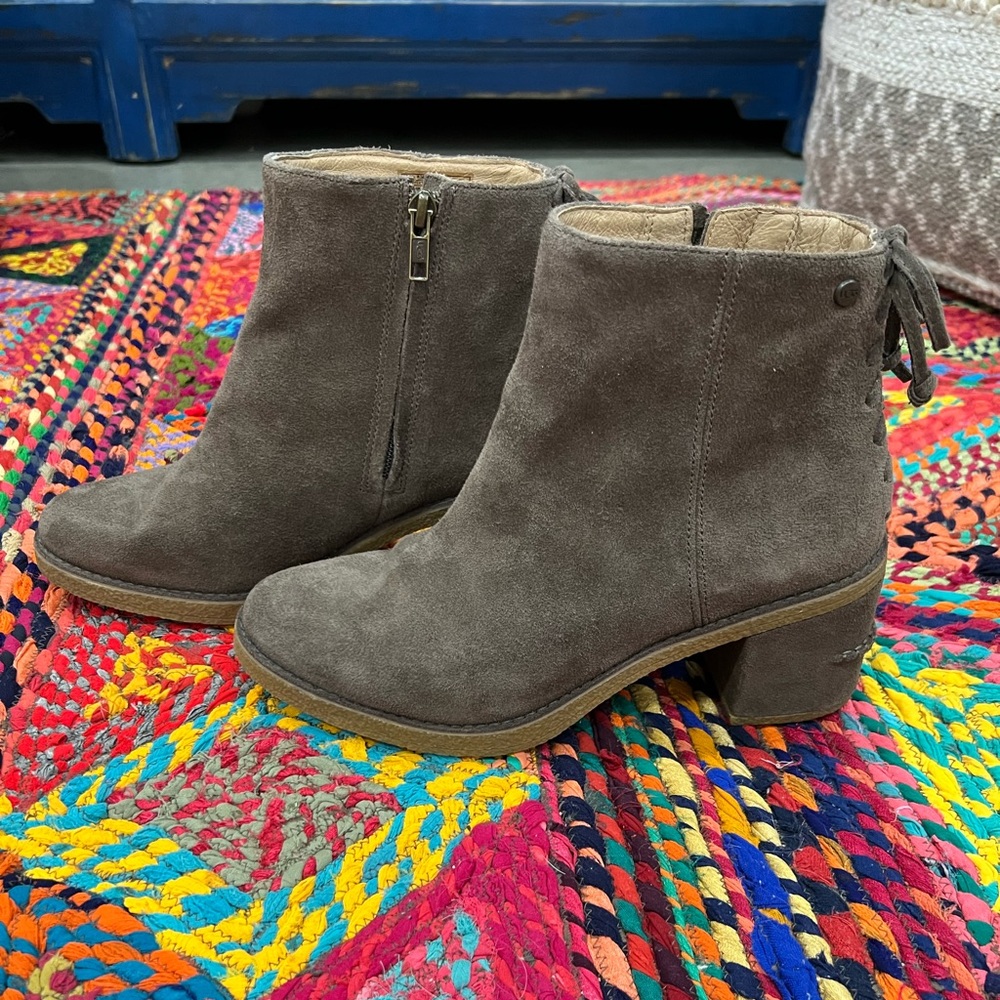 Ugg Corinne Boots